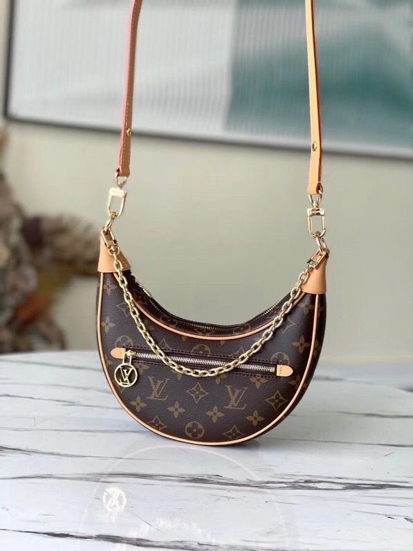 BOLSO LOOP Louis Vuitton