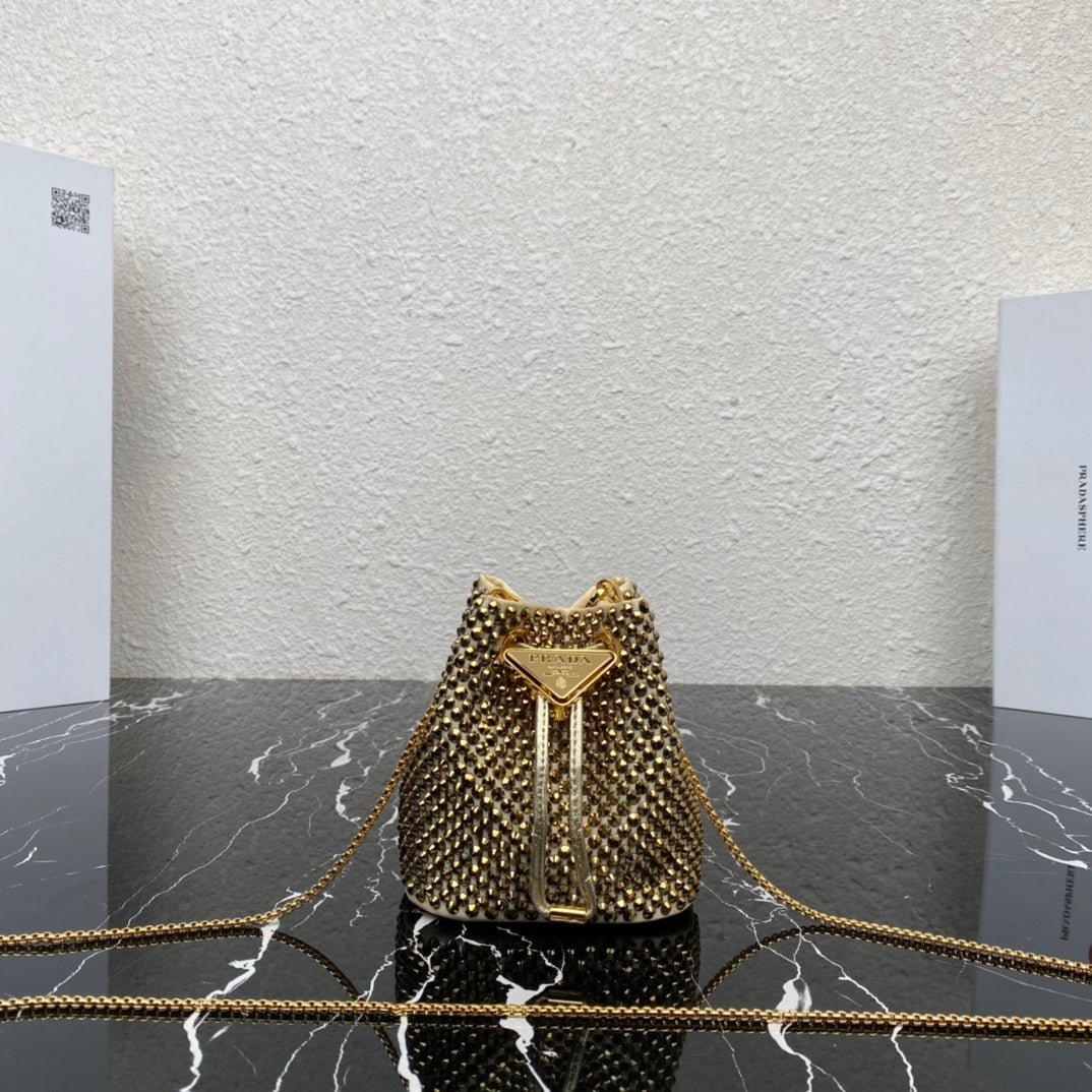 Bolso enano de satén con cristales PRADA