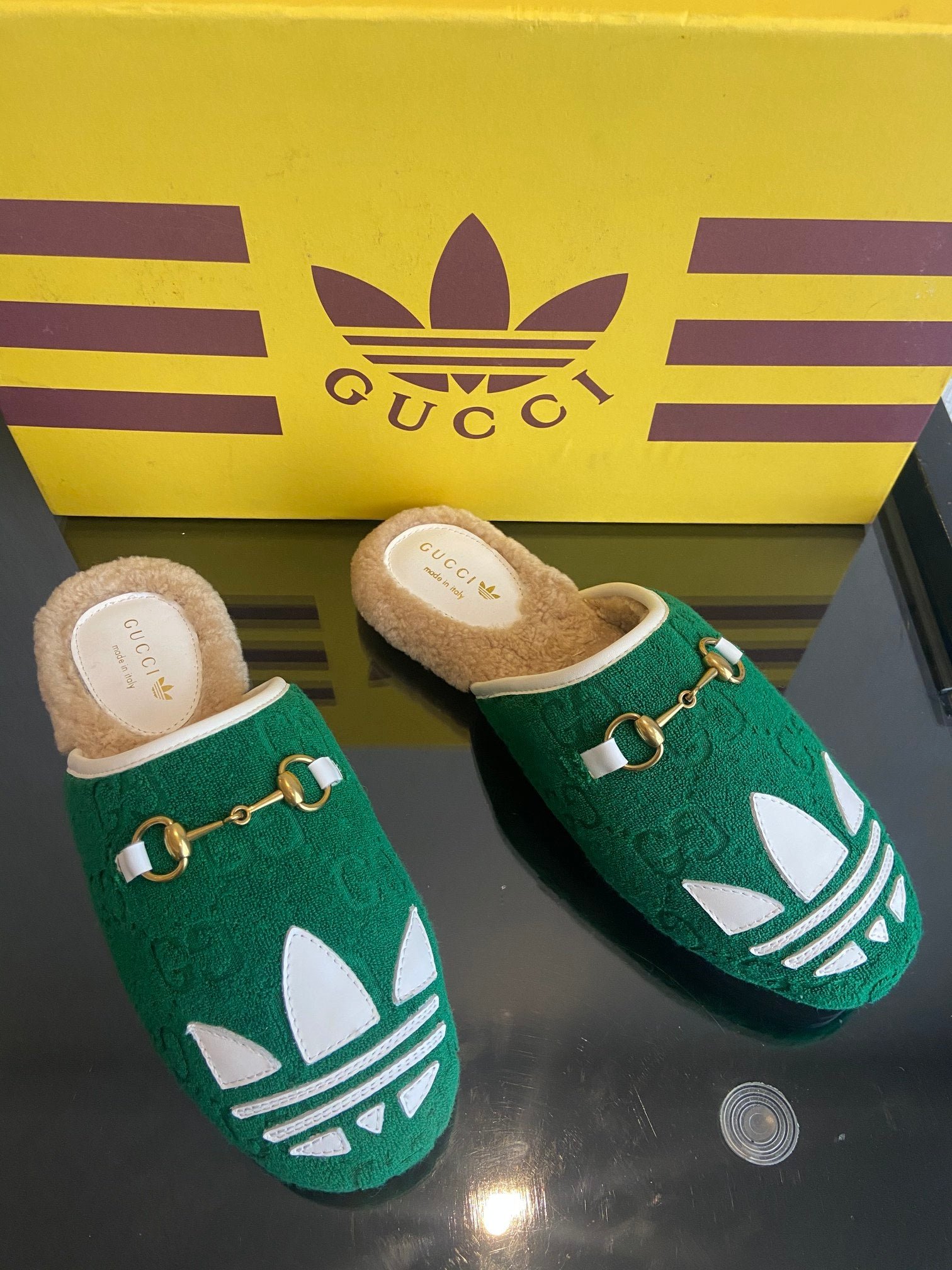 Chancla Adidas x Gucci