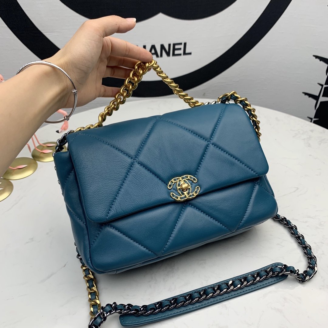 Bolso CHANEL 19