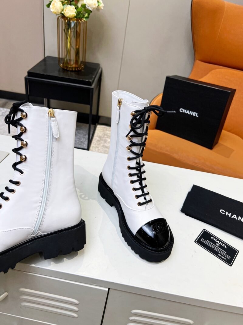 Botines de cordón Chanel - Imagen 3