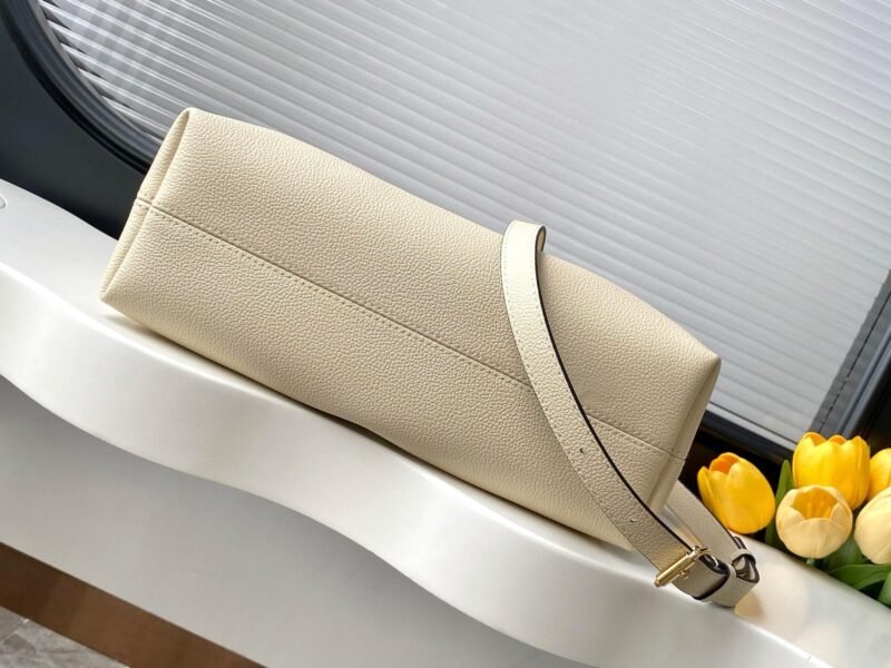 Bolso Bundle Louis Vuitton - Imagen 4