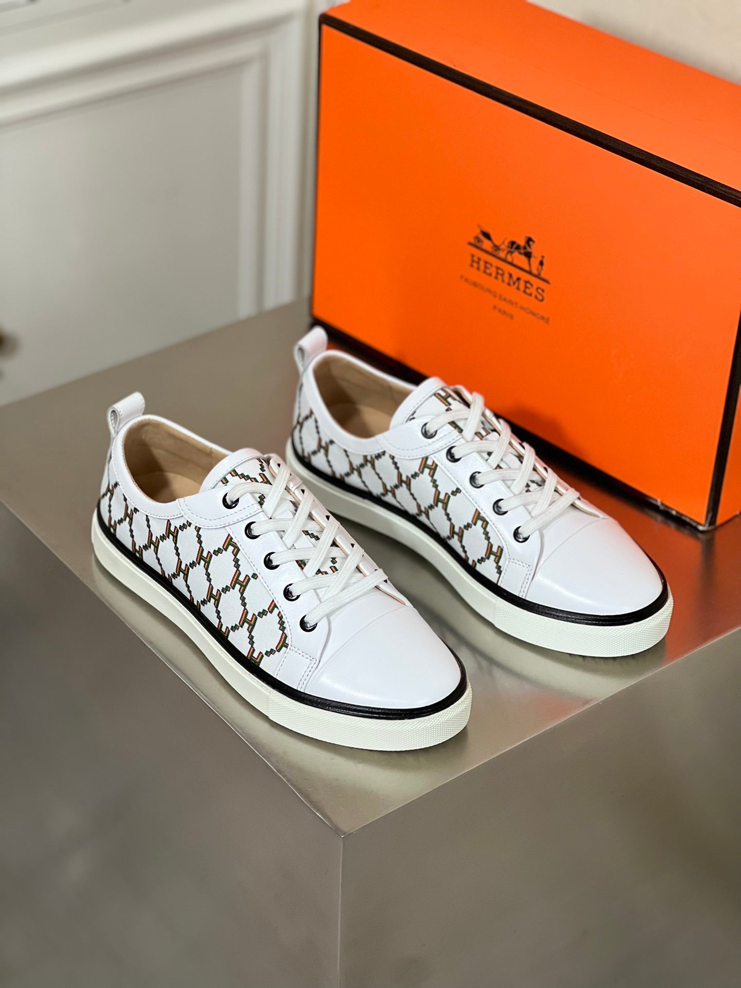 Deportivas HERMES