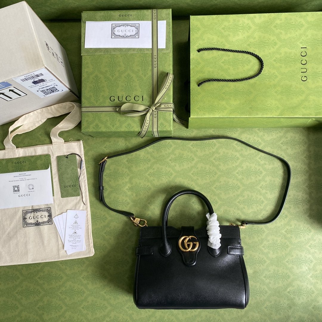 bolso shopper GG Marmont con placa del logo GUCCI