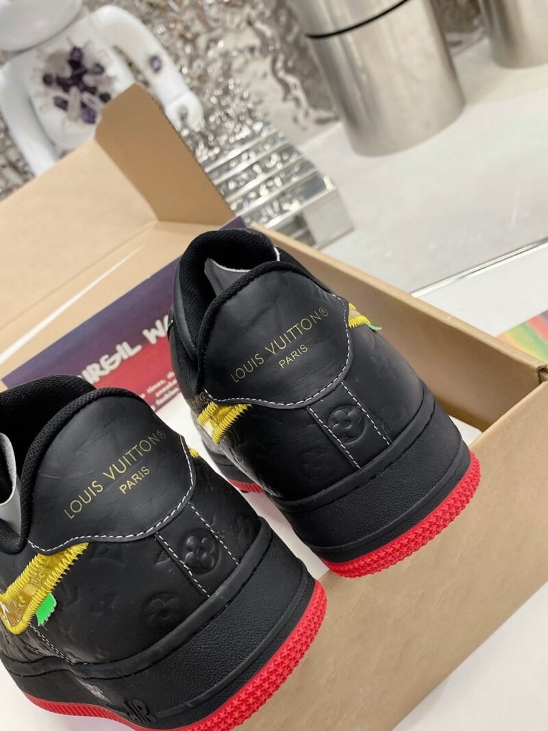 Louis Vuitton x Nike Air Force 1 by Virgil Abloh - Imagen 9