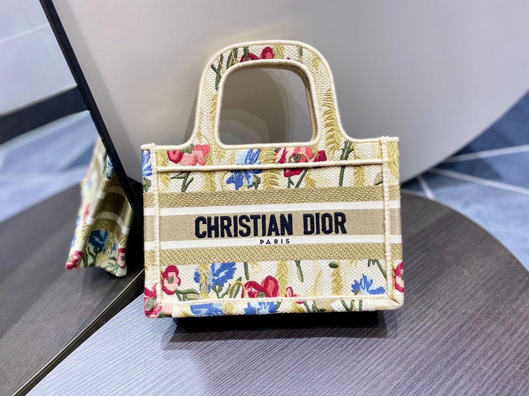 DIOR BOOK TOTE MINI