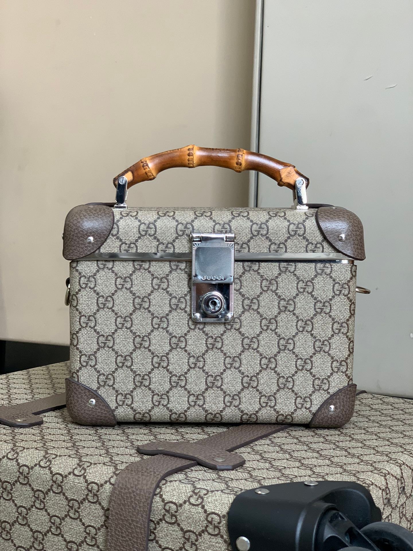 Cofre neceser GUCCI