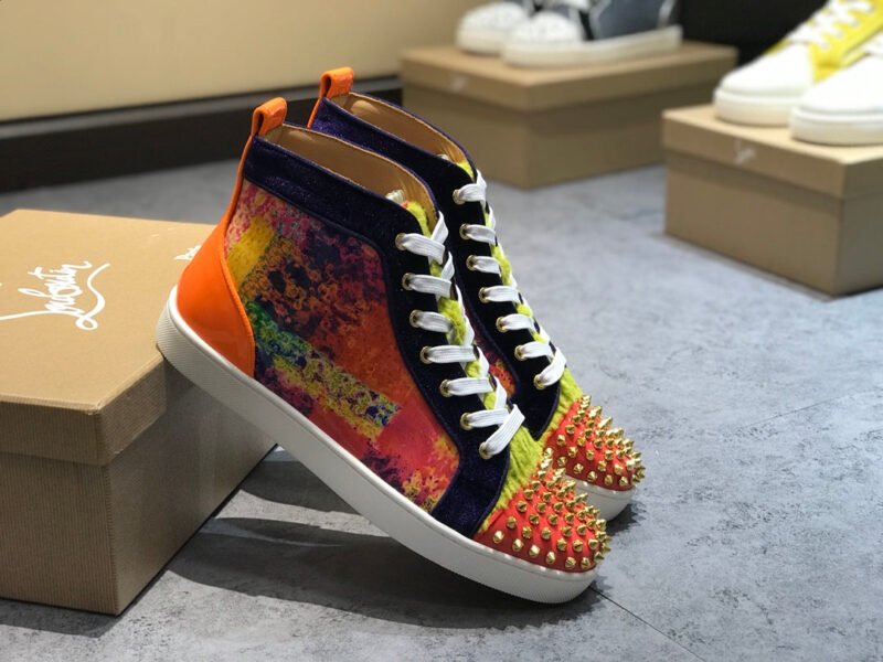 Lou Spikes CHRISTIAN LOUBOUTIN