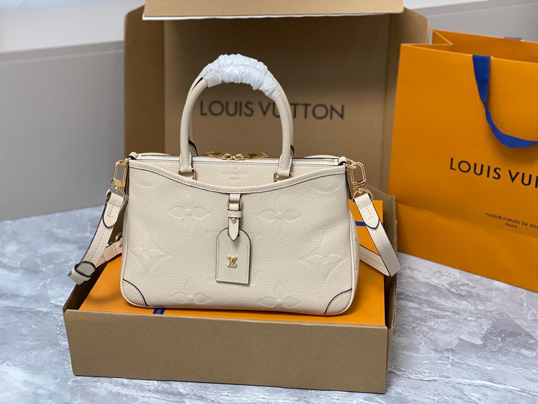 Bolso Trianon PM LOUIS VUITTON