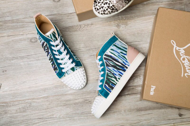 Lou Spikes CHRISTIAN LOUBOUTIN