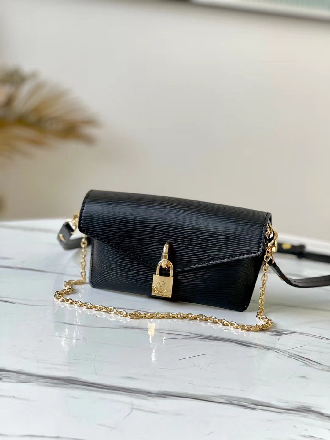 BOLSO PADLOCK ON STRAP BB Louis Vuitton