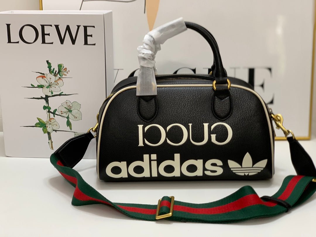 Minibolsa de viaje adidas GUCCI