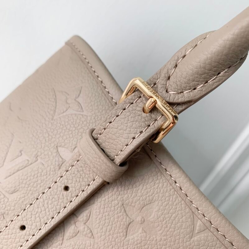 Bolso Babylone Tote MM Louis Vuitton - Imagen 6