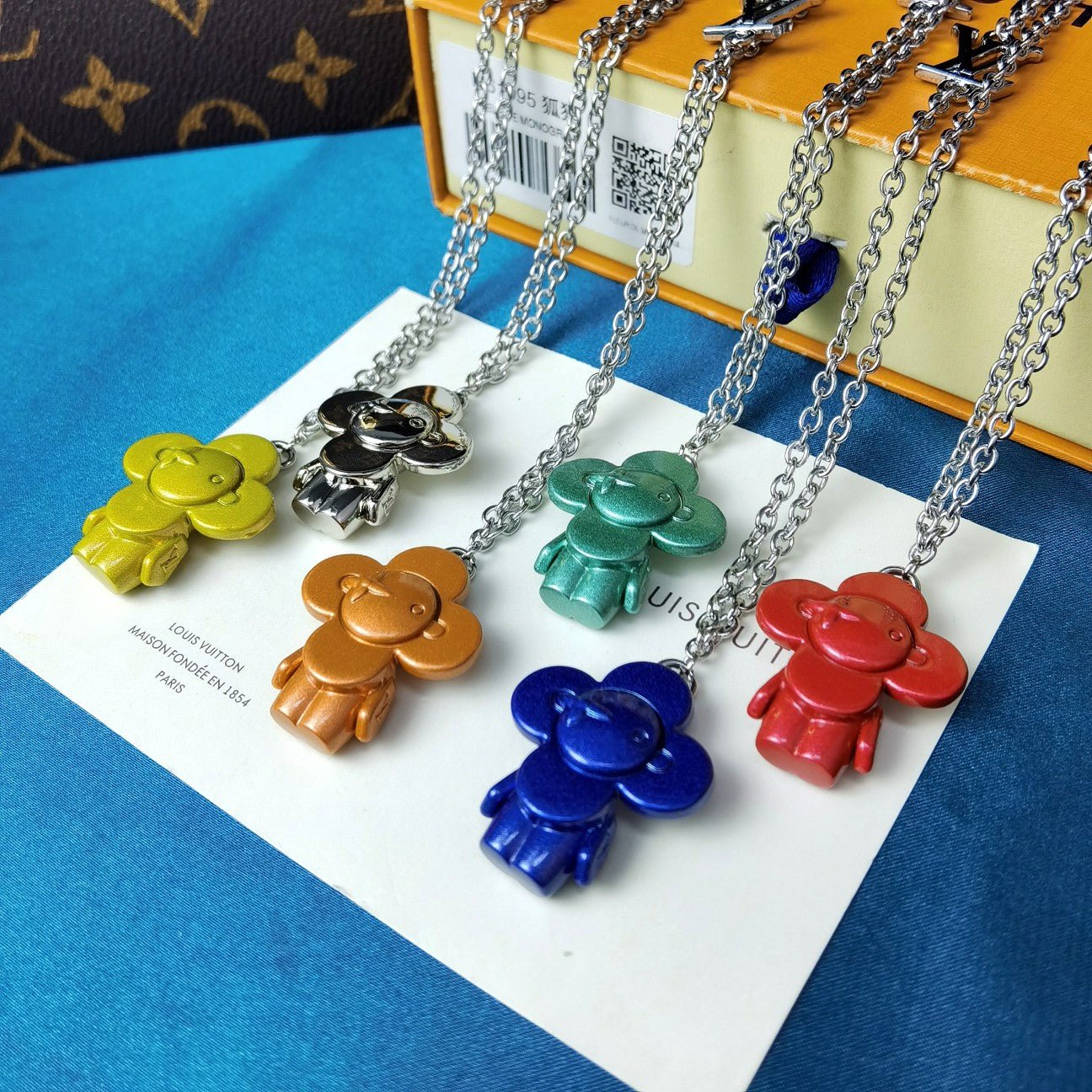 Colgante Vivienne grande Louis Vuitton - Imagen 2