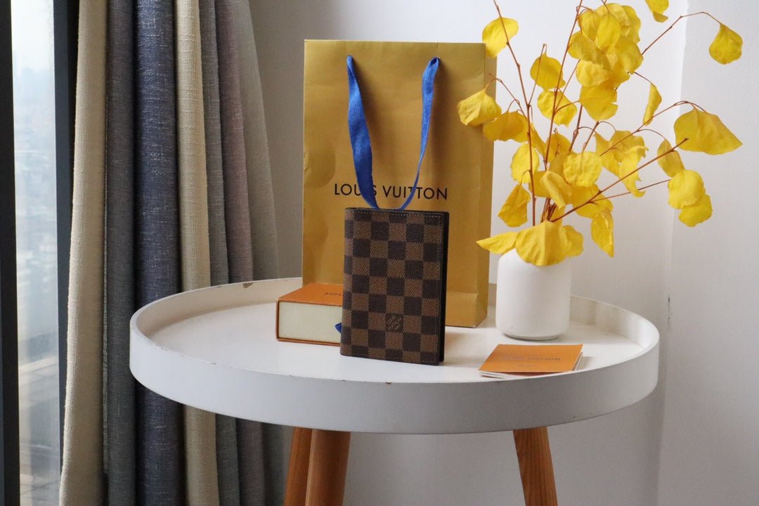 Funda de pasaporte LOUIS VUITTON