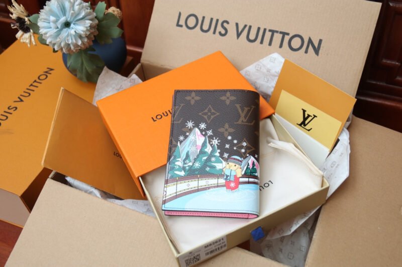 Funda de pasaporte Louis Vuitton - Imagen 3