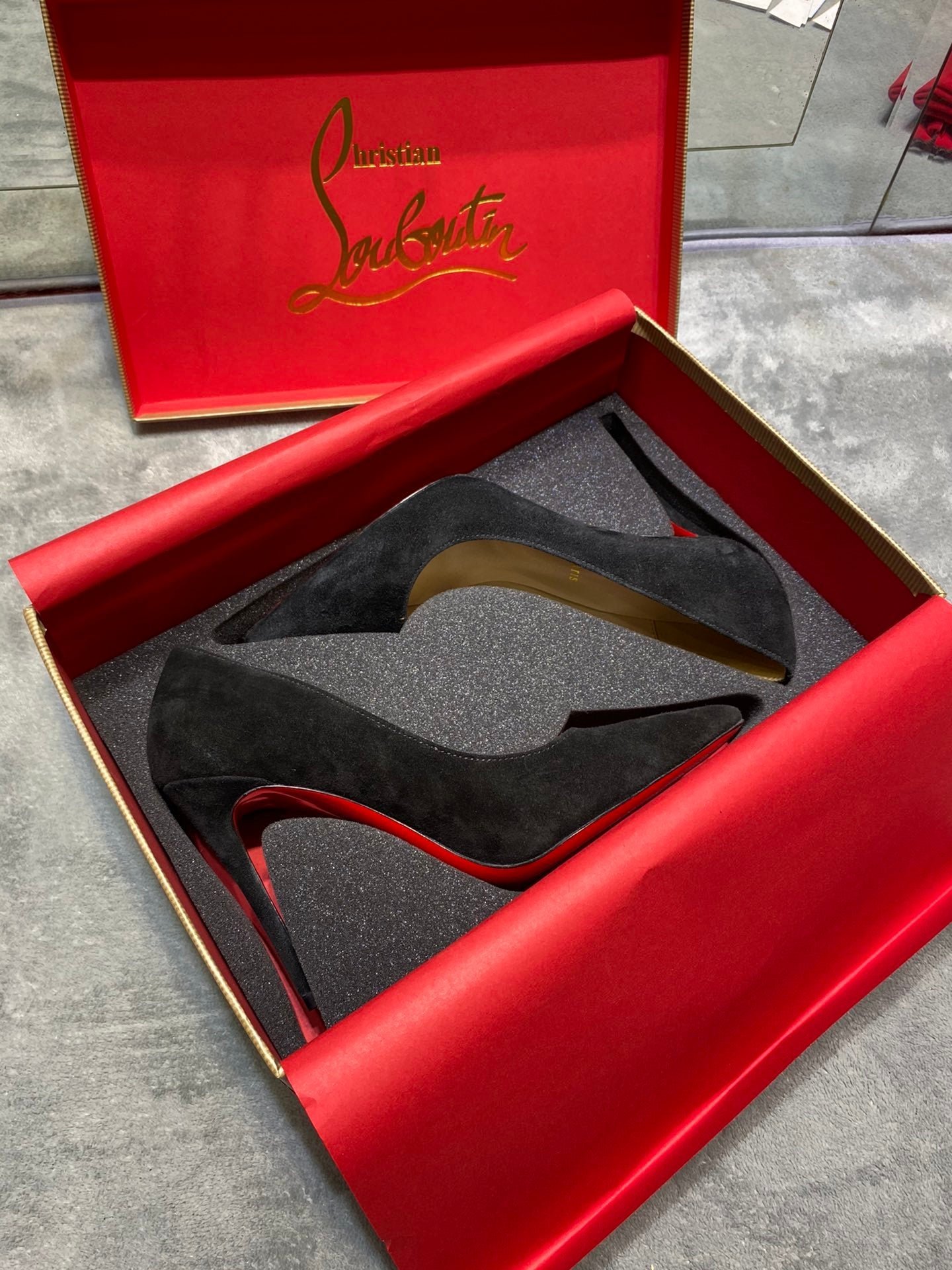 Kate CHRISTIAN LOUBOUTIN