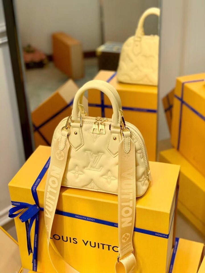 Bolso Alma BB Louis Vuitton