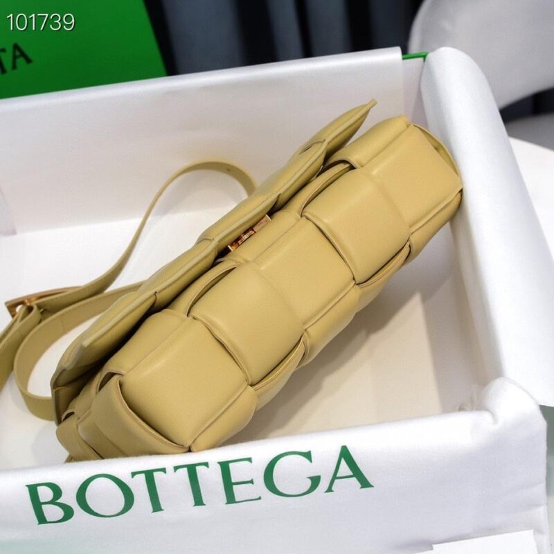 BOLSO CASSETTE AMOLADO BOTTEGA VENETA - Image 3