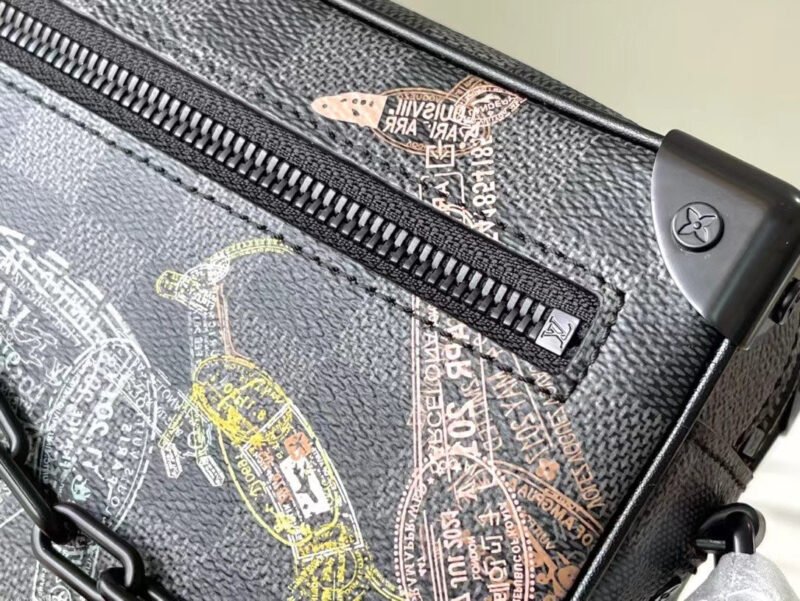 BOLSO MINI SOFT TRUNK Louis Vuitton - Imagen 4