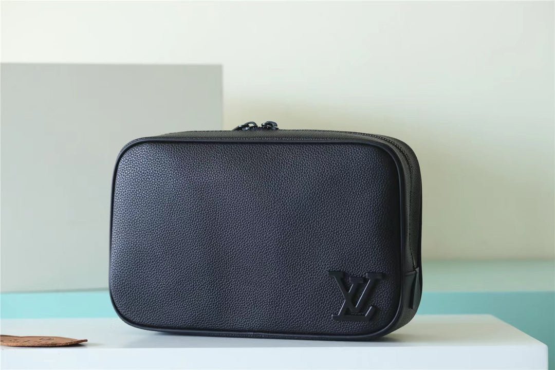 Neceser LOUIS VUITTON