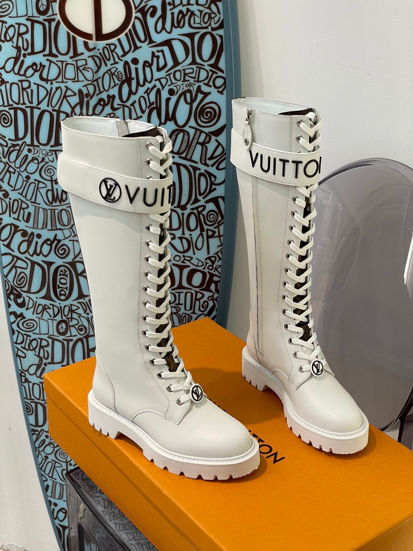 BOTA TERRITORY LOUIS VUITTON