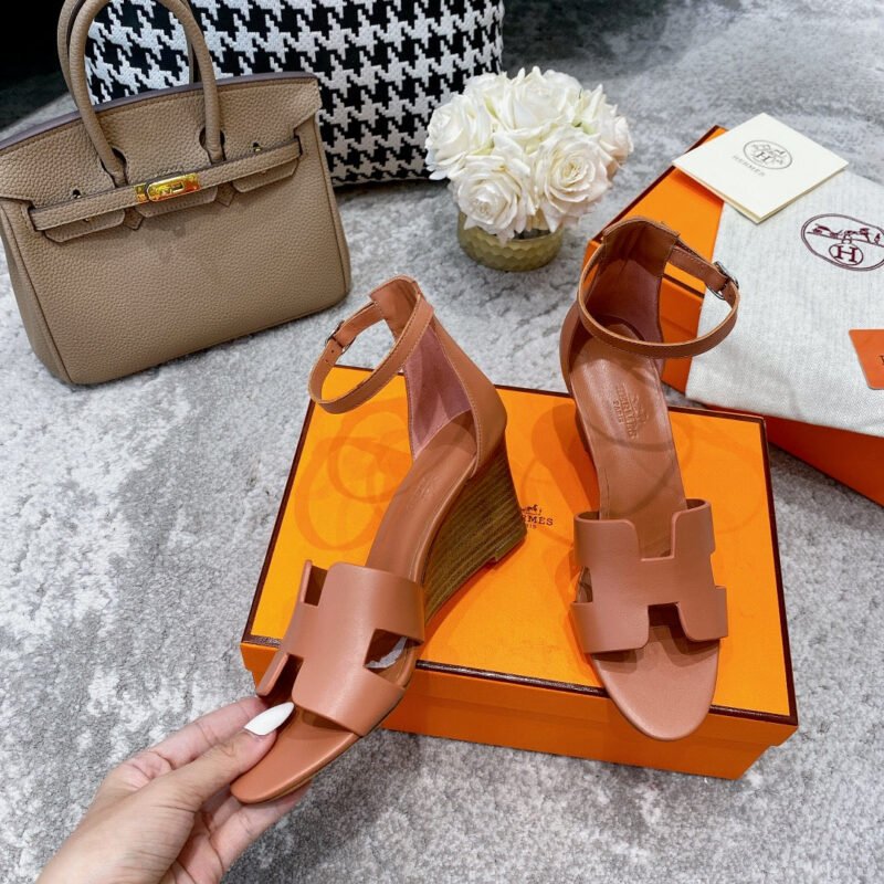 Sandalias Santorini de tacón HERMES - Imagen 9
