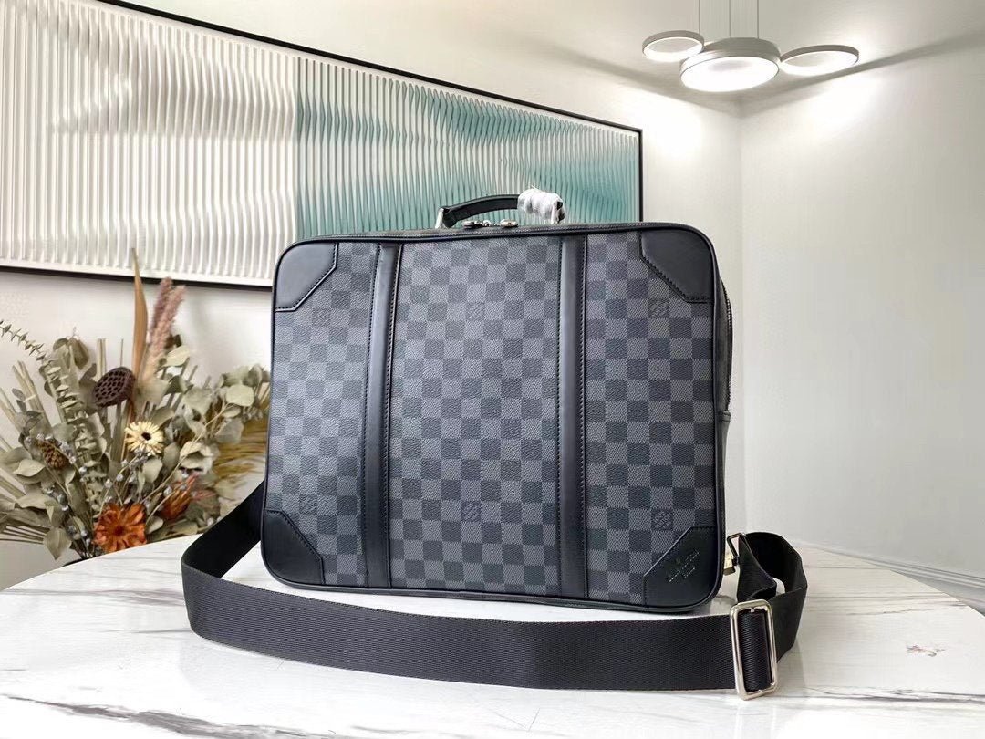 MOCHILA MALETÍN Louis Vuitton