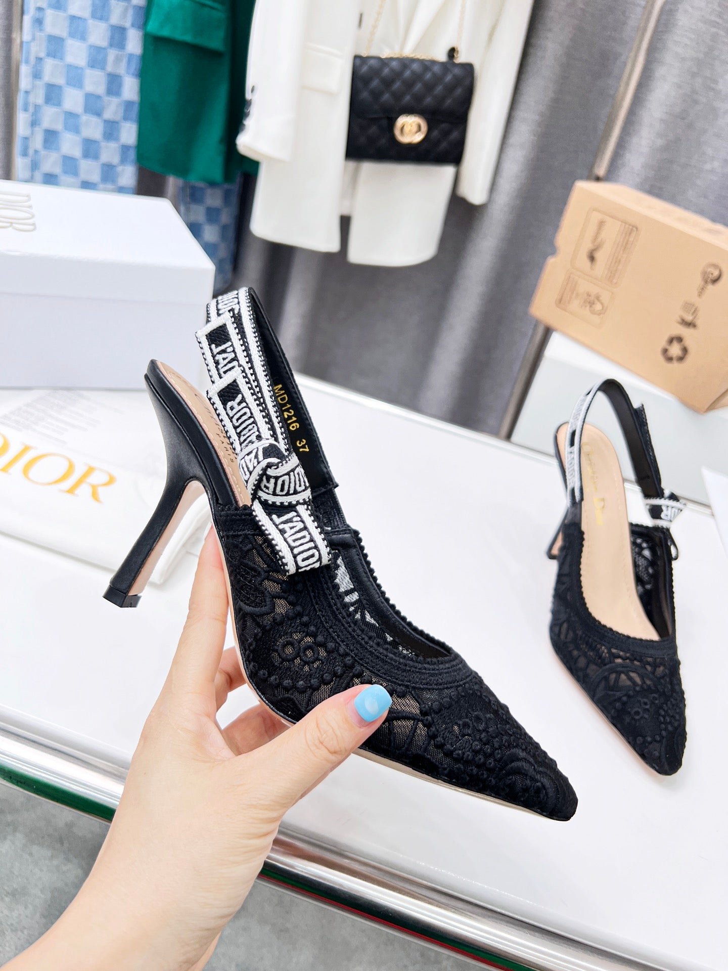 Zapato de salón slingback J'Adior DIOR
