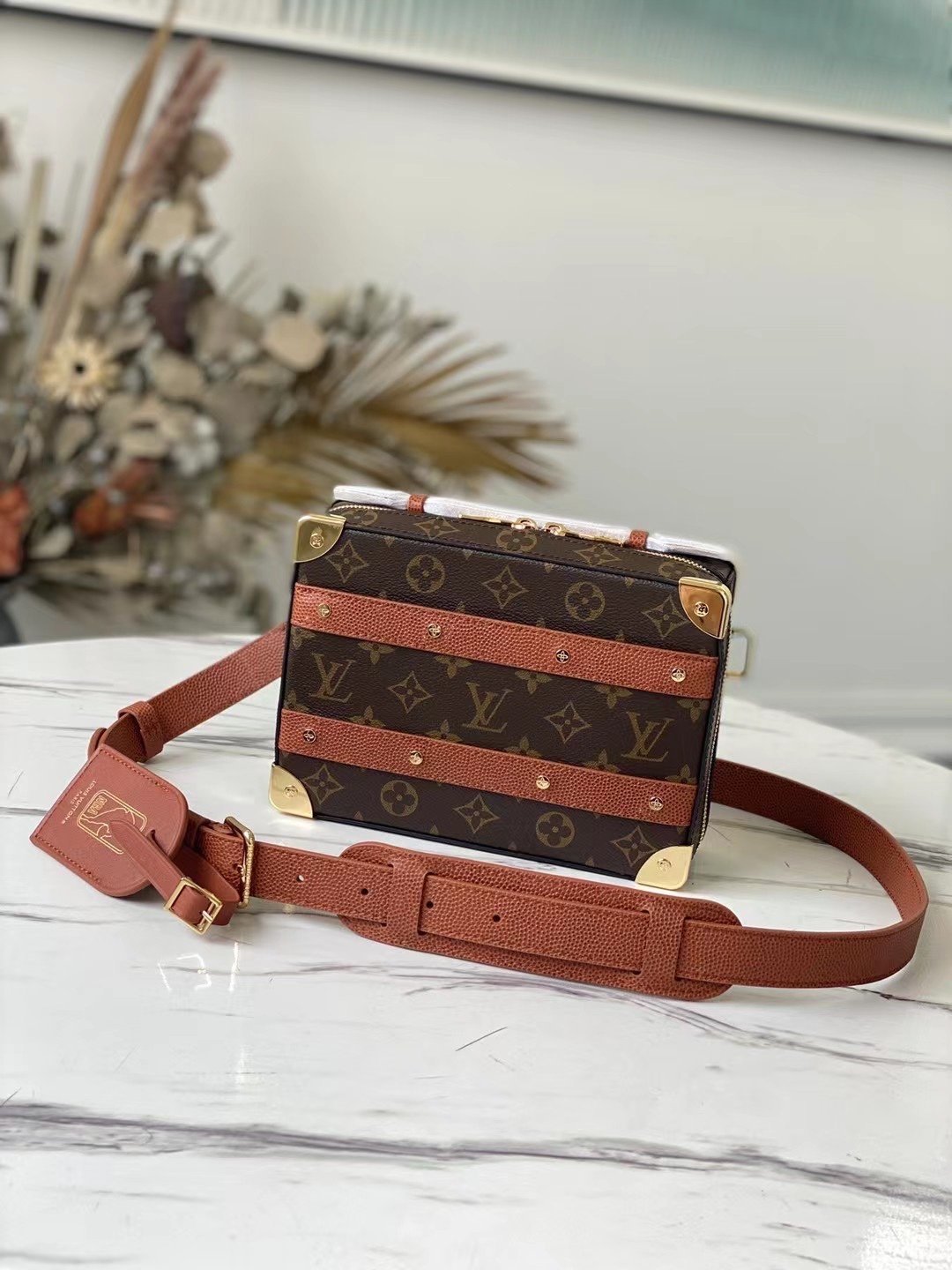 BOLSO LVXNBA HANDLE TRUNK LOUIS VUITTON