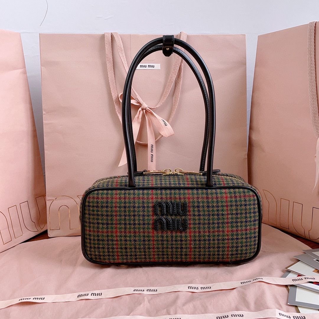 Bolso Beau de tartán Miu Miu