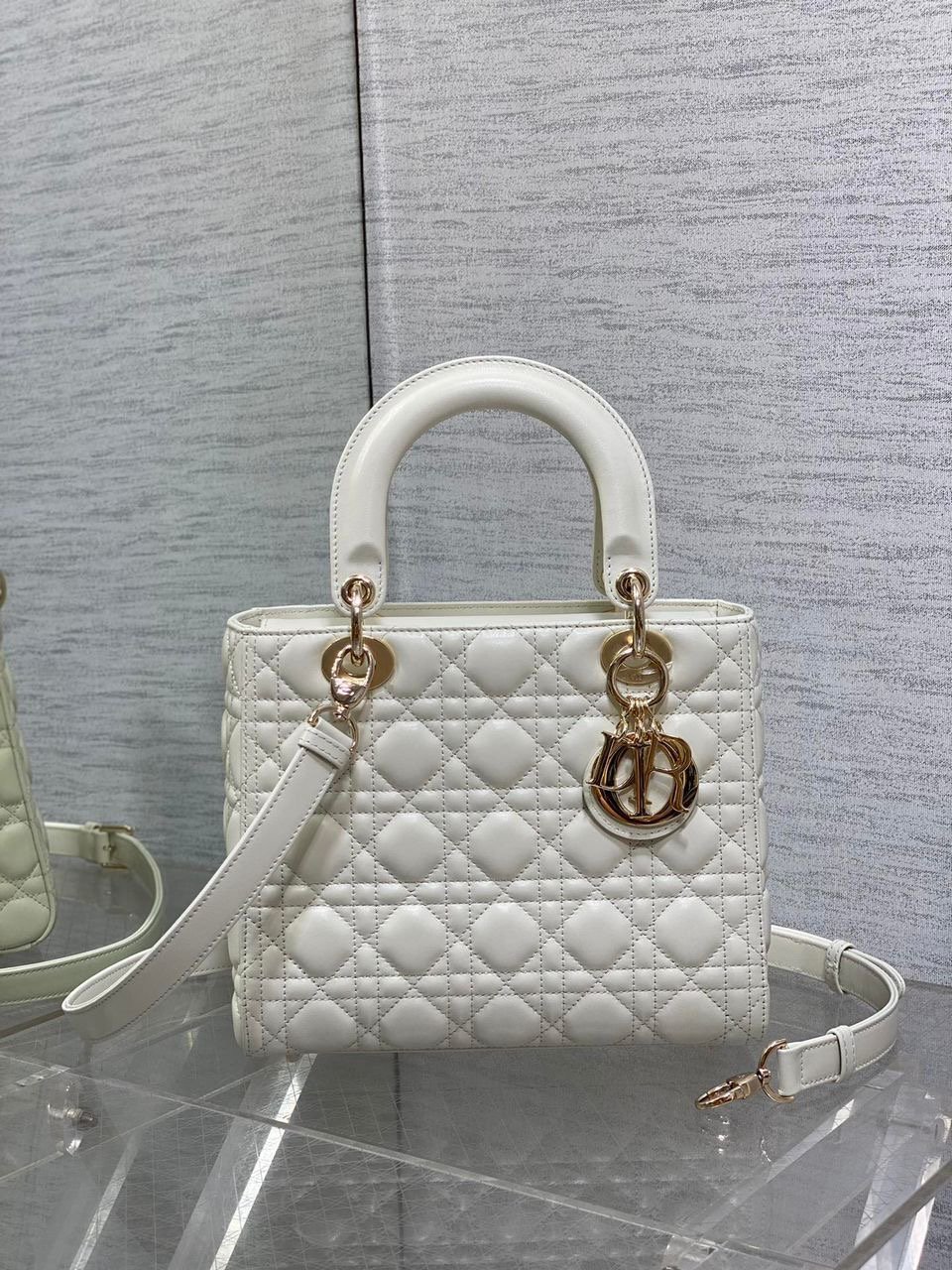 Bolso mediano Lady Dior