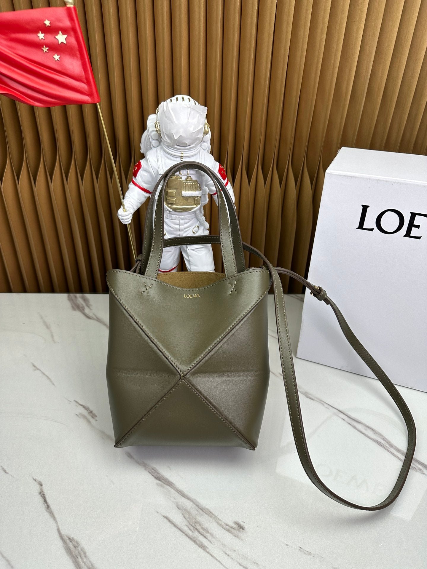 Bolso Puzzle Fold Tote pequeño LOEWE