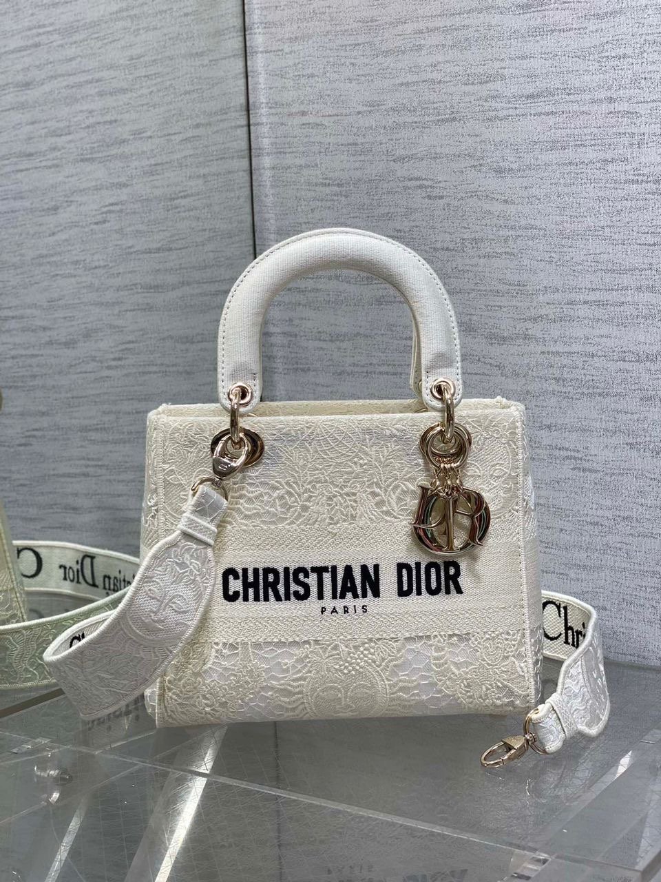Bolso mediano Lady D-Lite Dior