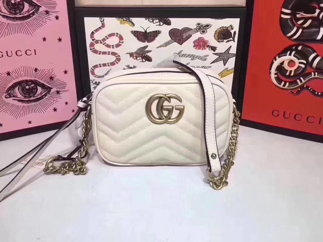 Minibolso GG Marmont de Matelassé GUCCI