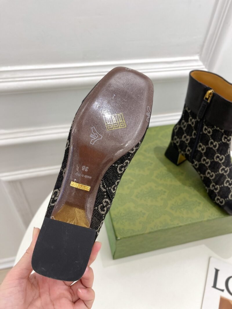Botín de lona GG Gucci - Imagen 7