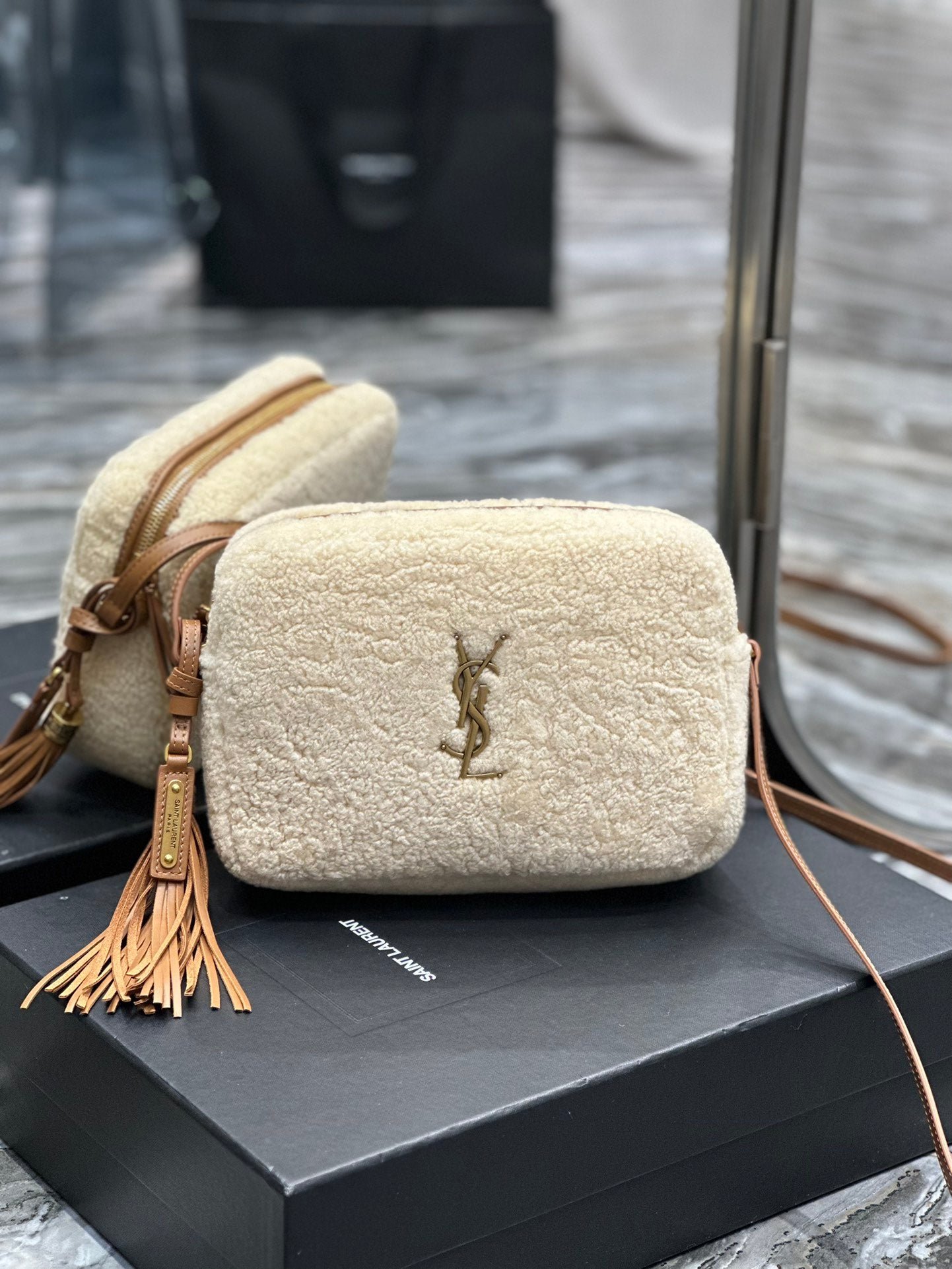 Bolso Lou Camera YSL