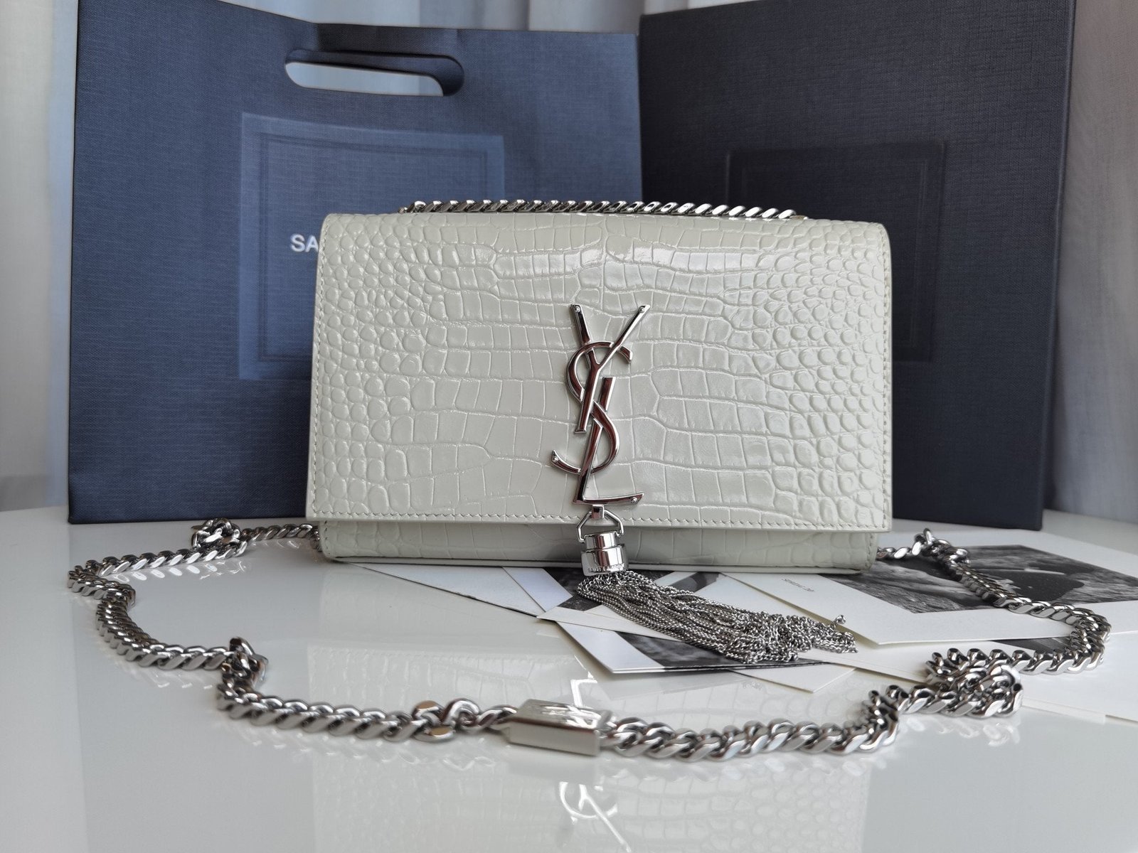BOLSO KATE CON BORLA YSL
