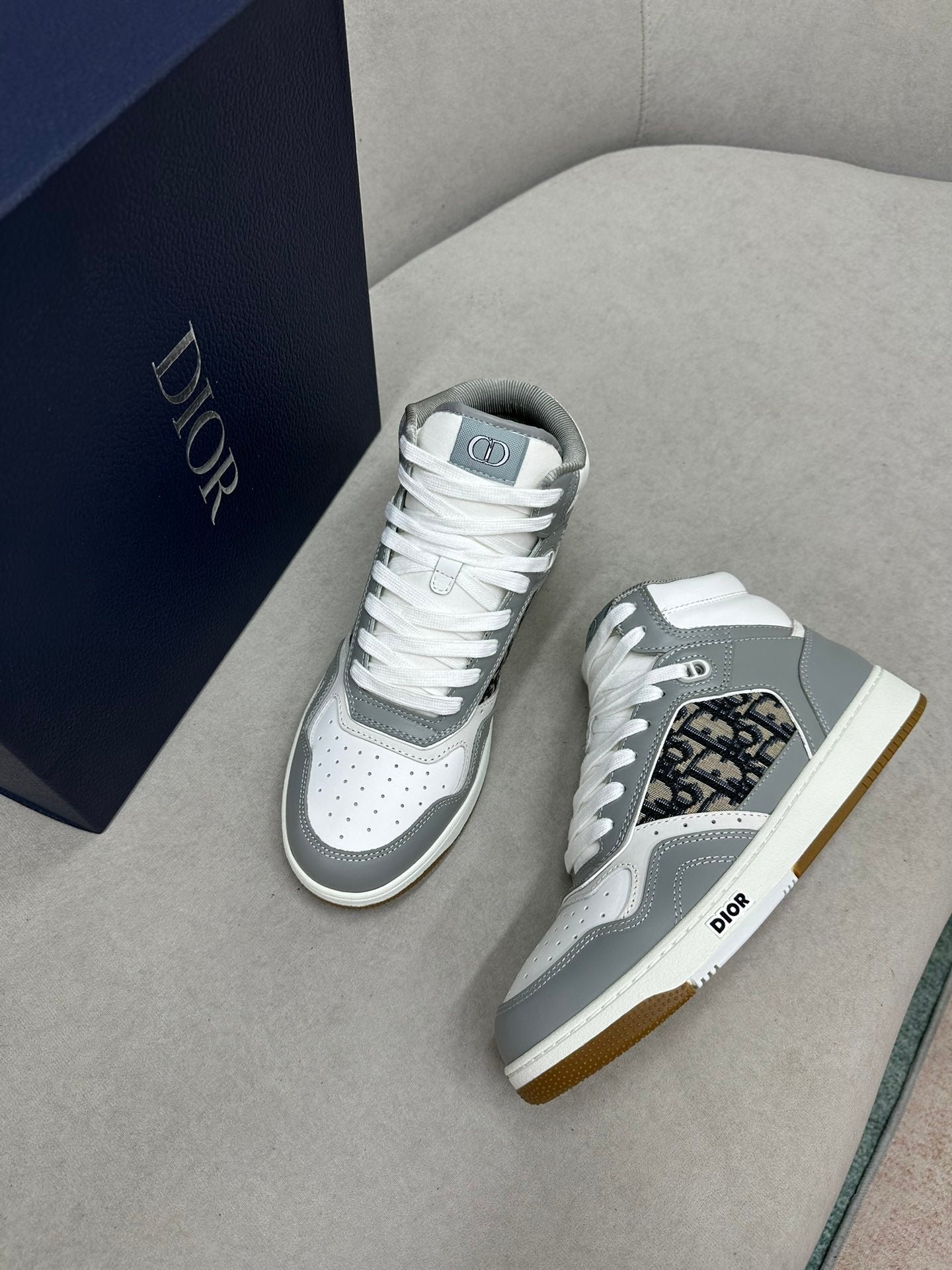 Sneaker caña alta B27 DIOR