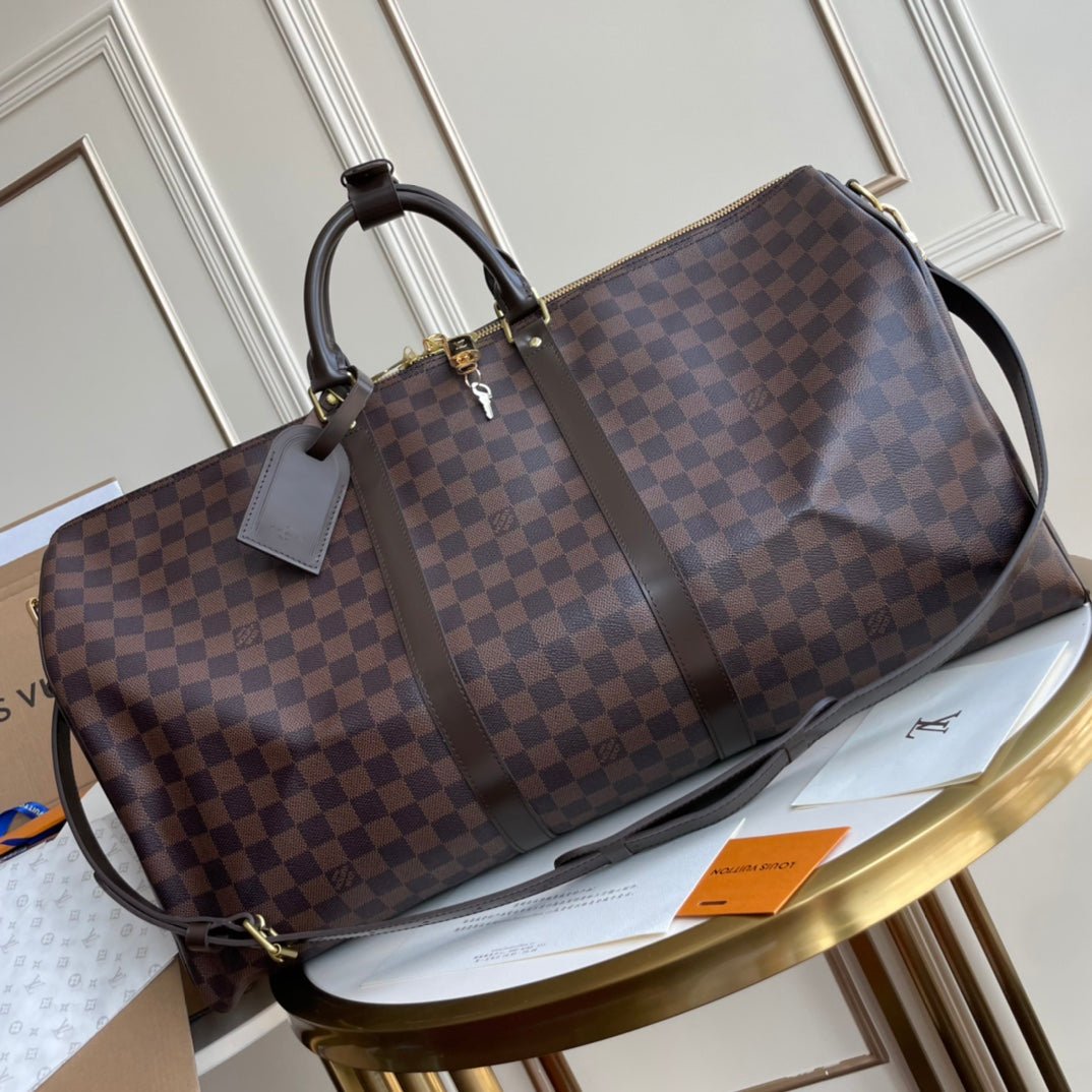 Bolso Keepall 55 con bandolera Louis Vuitton