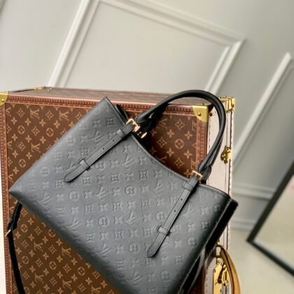 Bolso Babylone Tote MM Louis Vuitton