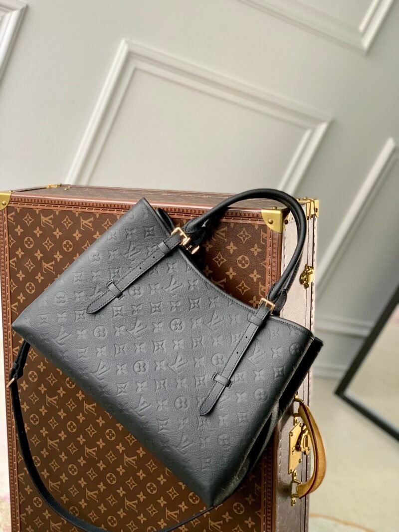 Bolso Babylone Tote MM Louis Vuitton
