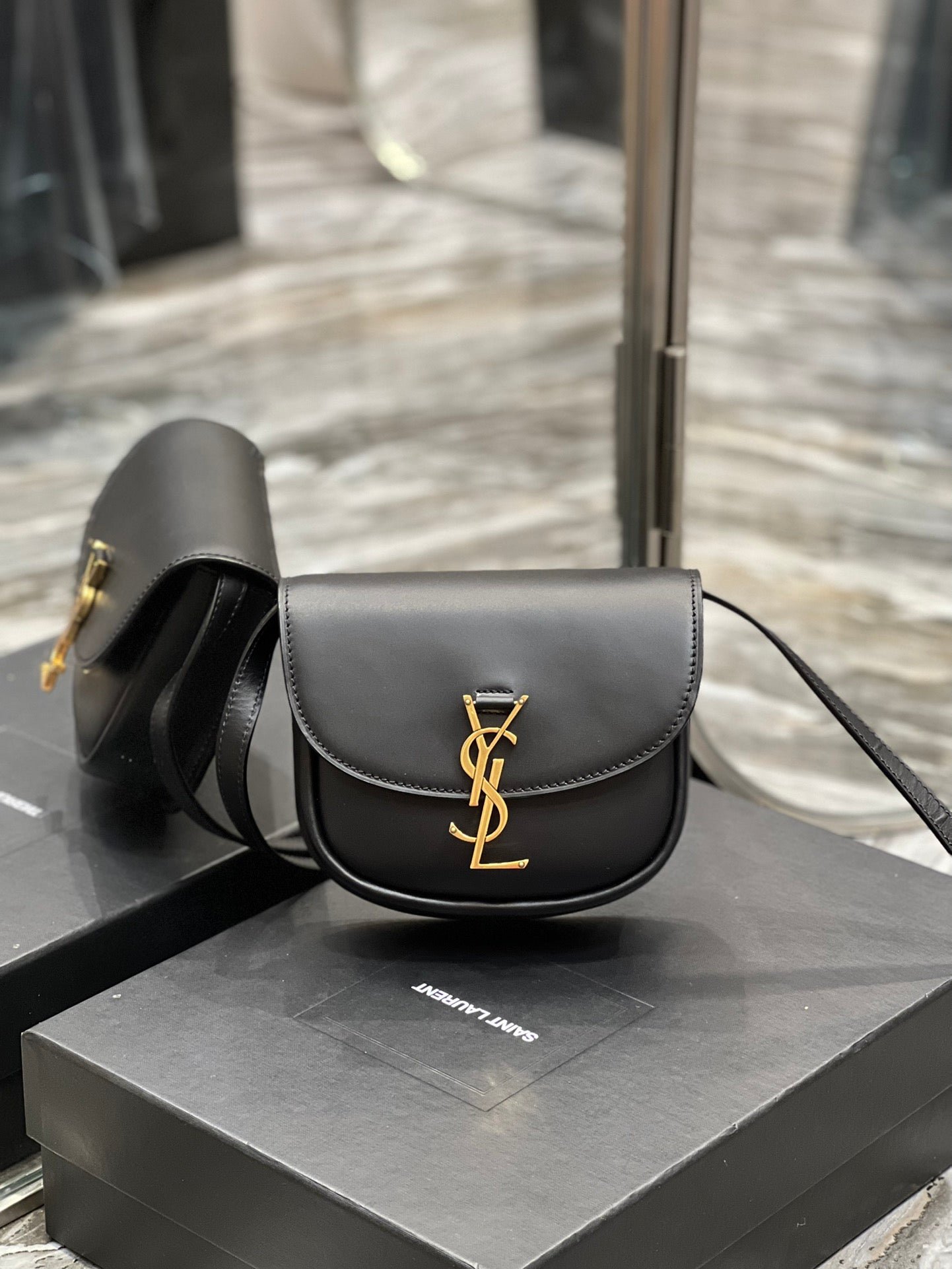 Bolso cruzado pequeño Kaia YSL