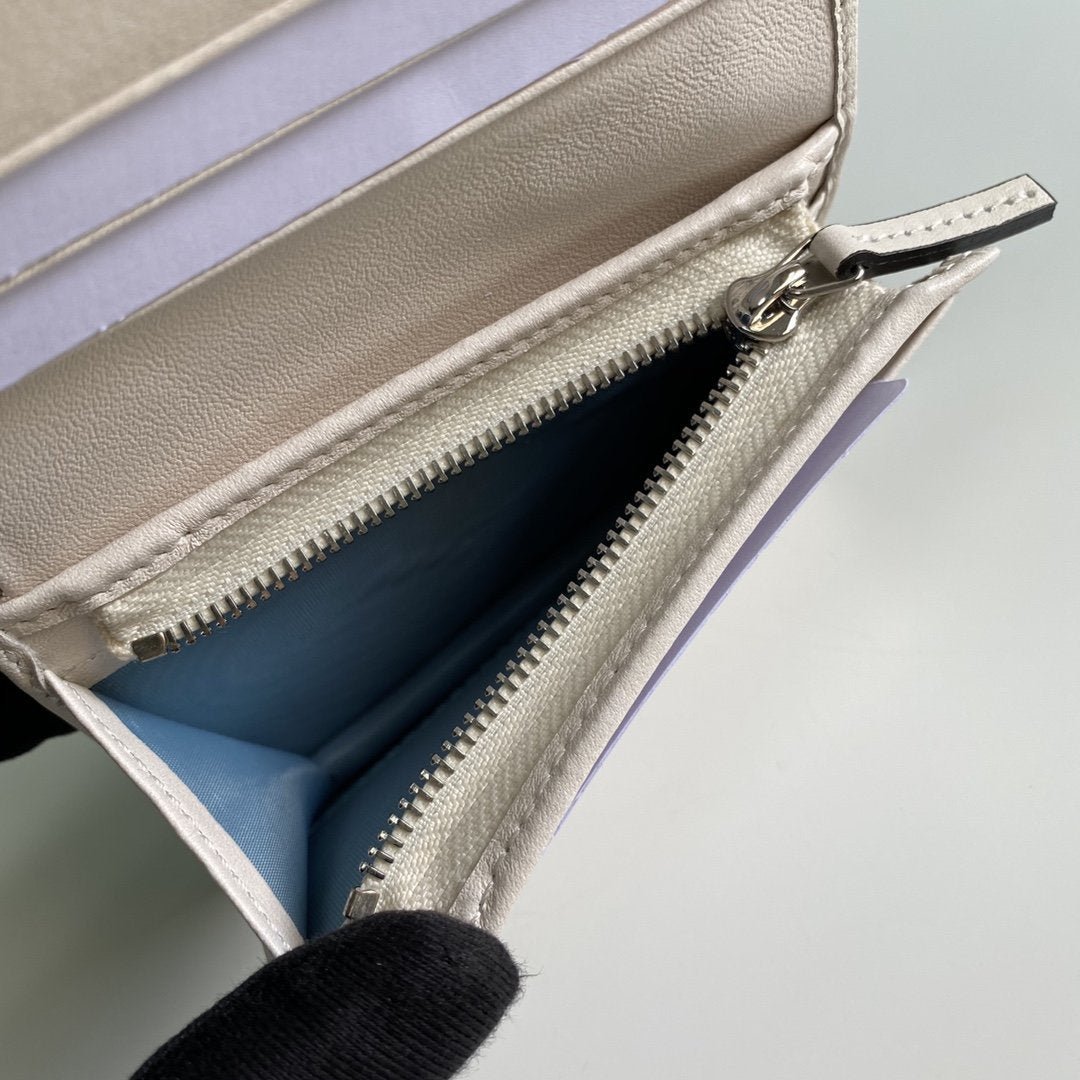 Monedero GG Marmont San Valentin Chino GUCCI - KJ PLUS