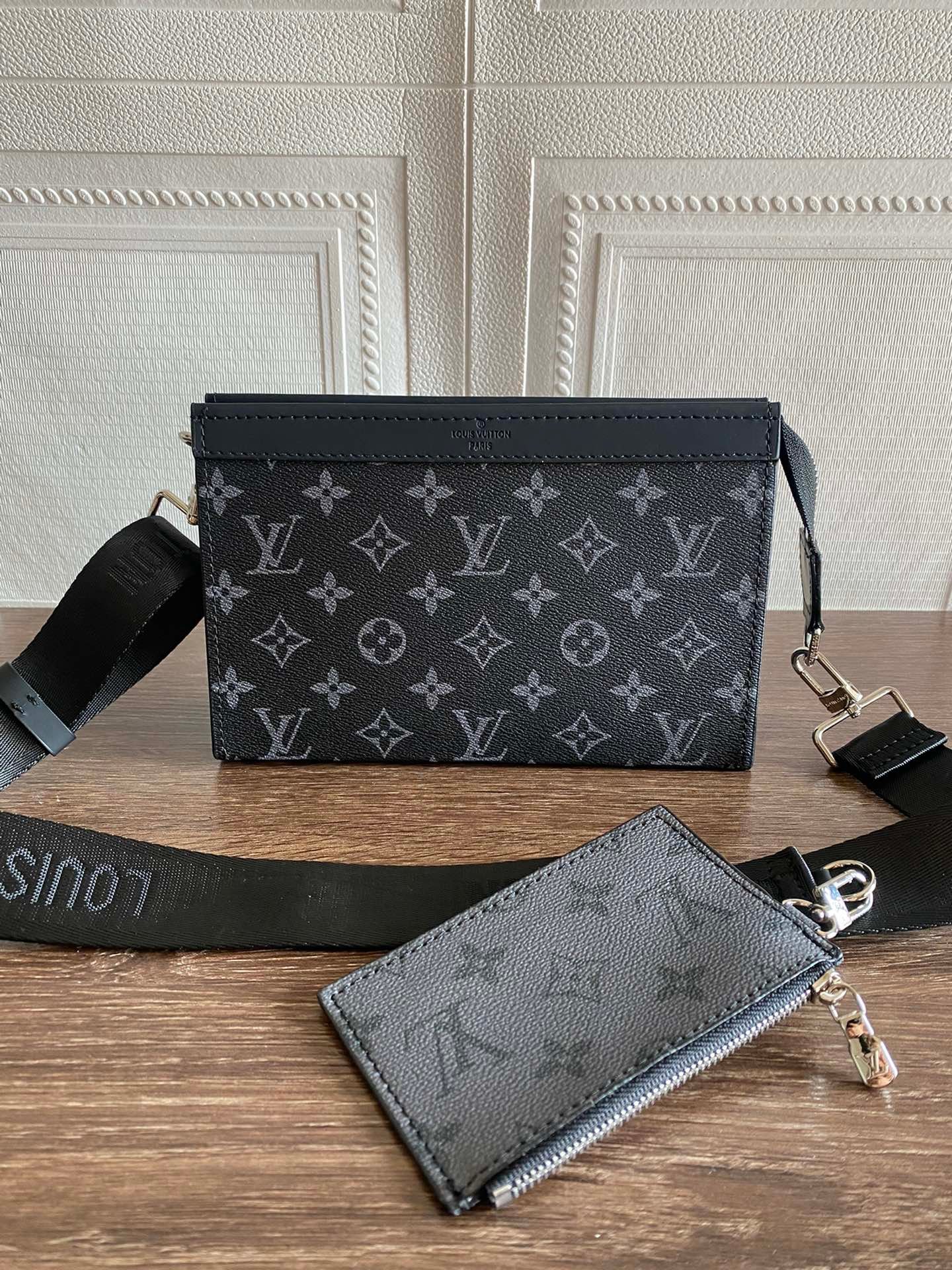 Cartera Gaston con bandolera LOUIS VUITTON