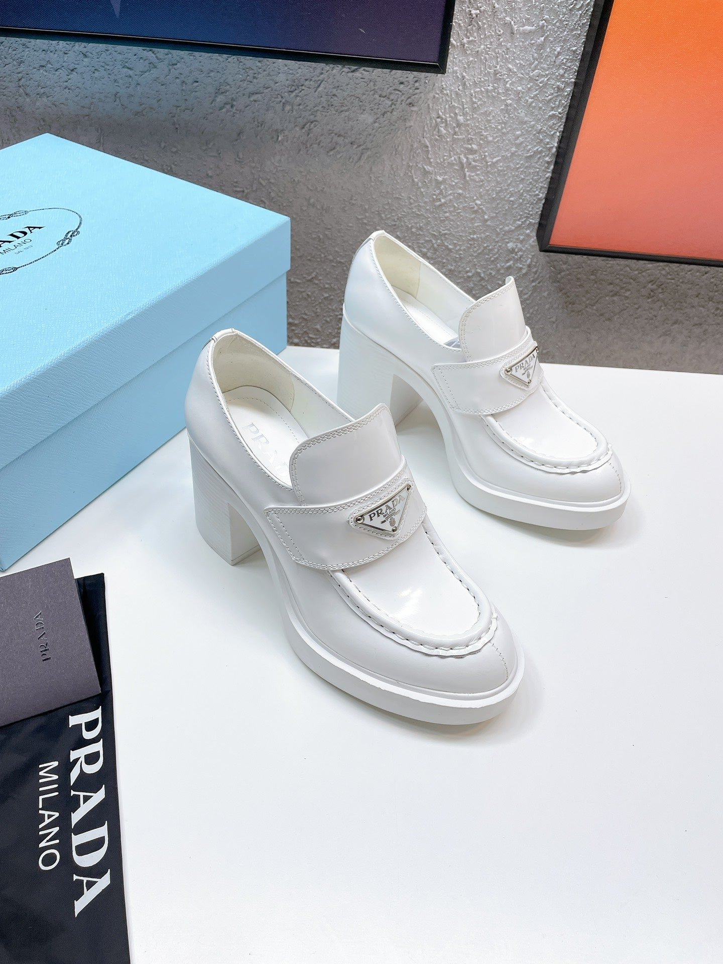 Mocasines de tacón piel cepillada PRADA