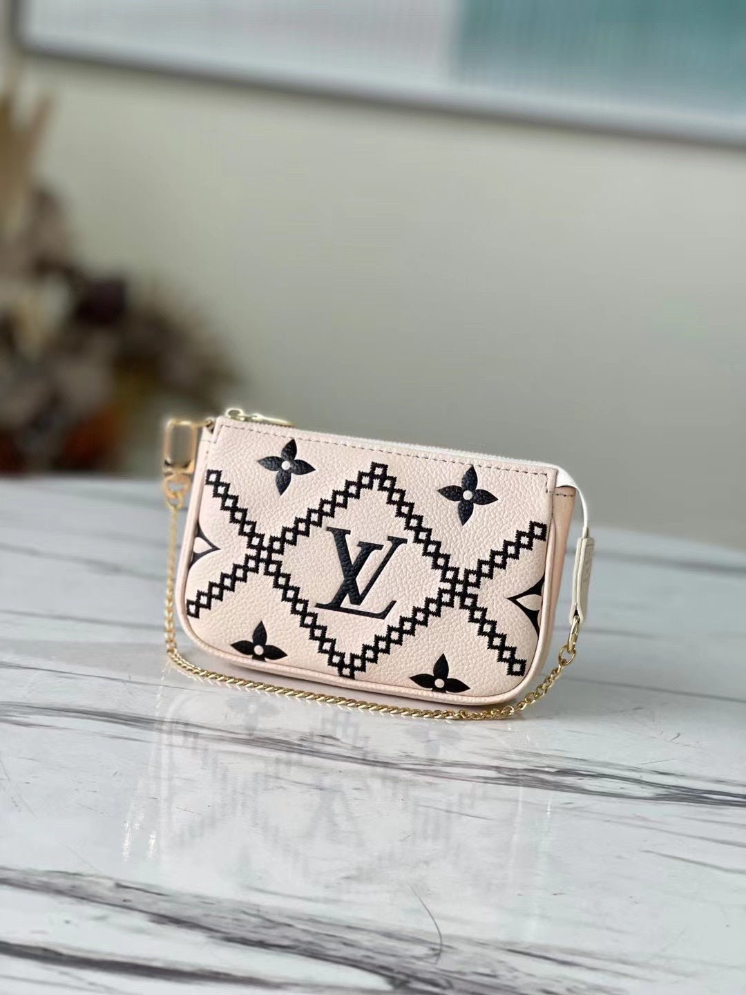 CARTERA DE MANO MINI POCHETTE ACCESSOIRES Louis Vuitton