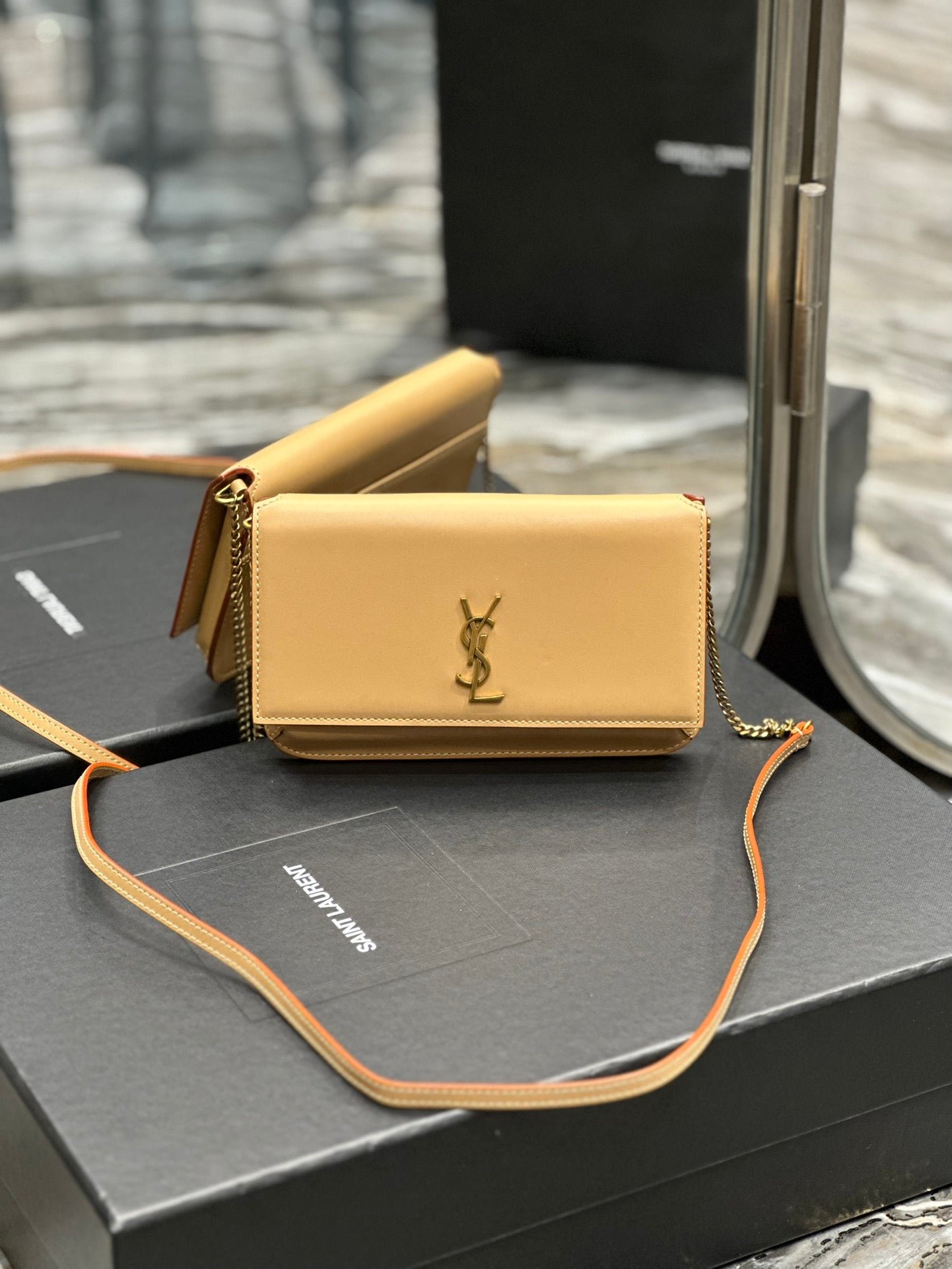 Cassandre funda para movil YSL