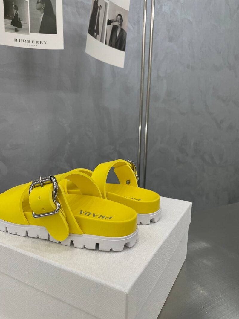 Sandalias de piel PRADA - Imagen 9