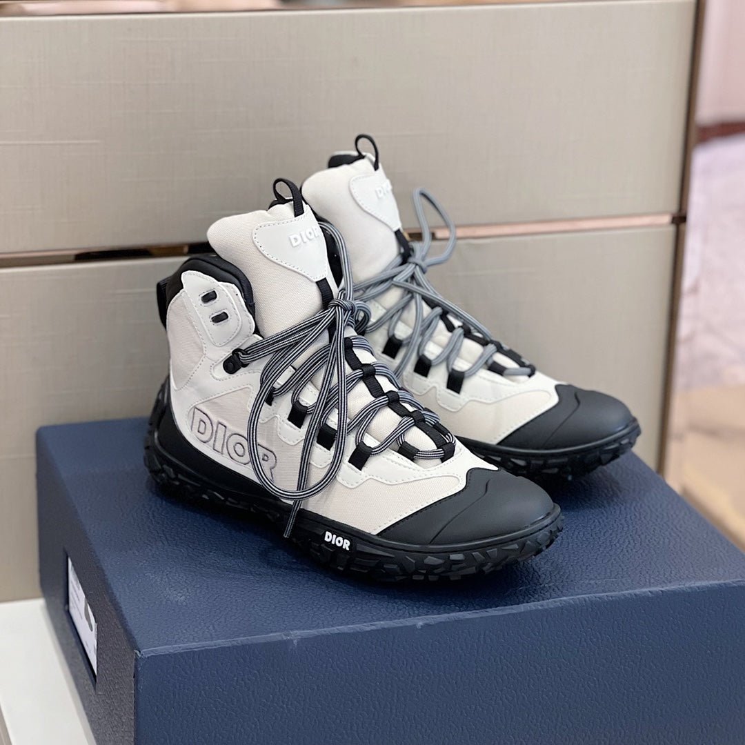 Sneaker caña alta DIOR